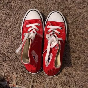 Red converse , women’s 7 & men’s 5